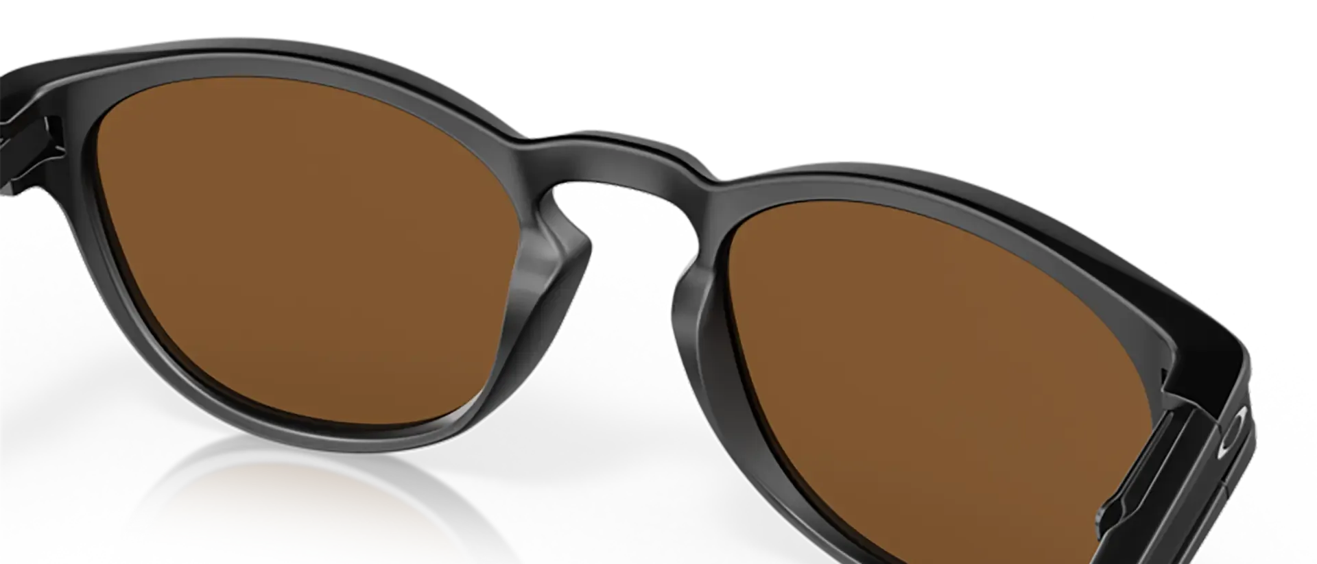 Dodatni prikaz 3: Oakley Latch OO9265 926555 uniseks sunčane naočale – okvir u crnoj boji i leće u ljubičastoj boji i s gradijentom