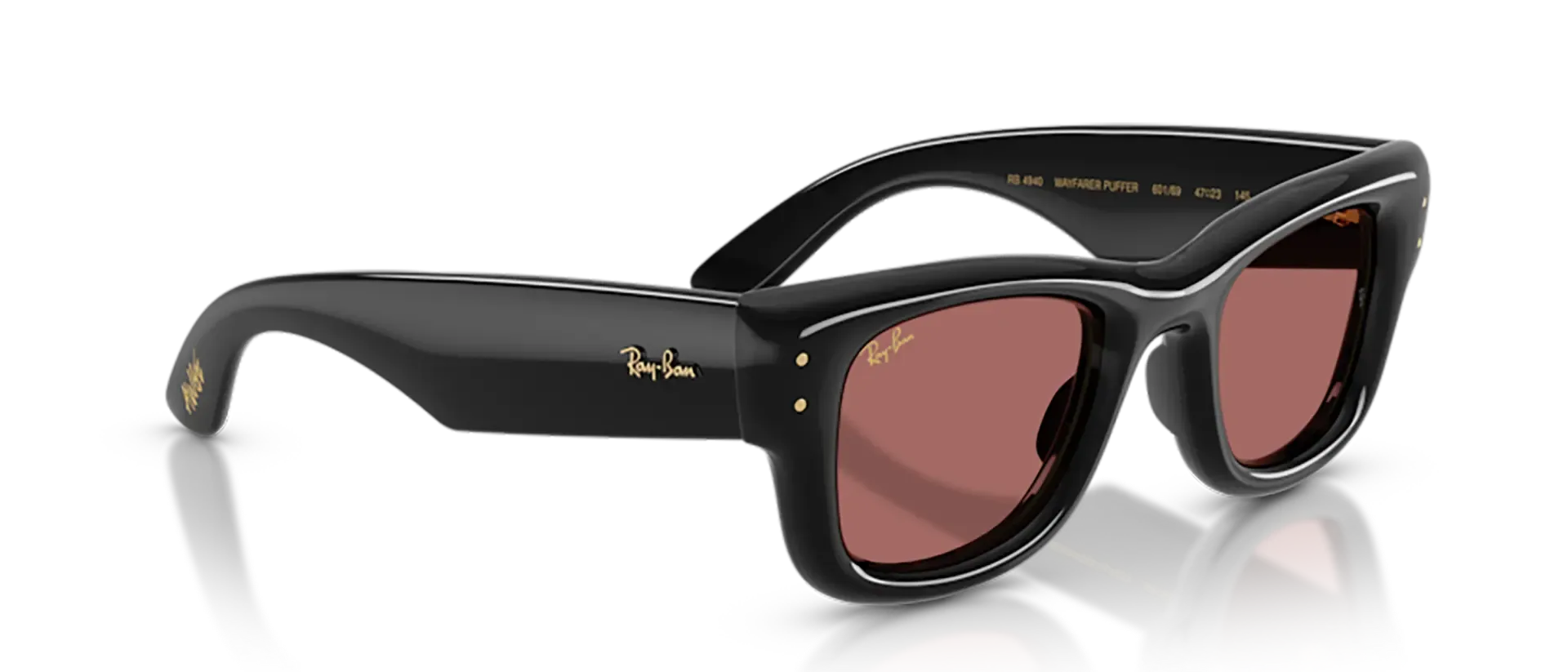 Dodatni prikaz 5: Ray-Ban Wayfarer puffer RB4940 601/69 uniseks sunčane naočale – okvir u crnoj boji i leće u ljubičastoj boji